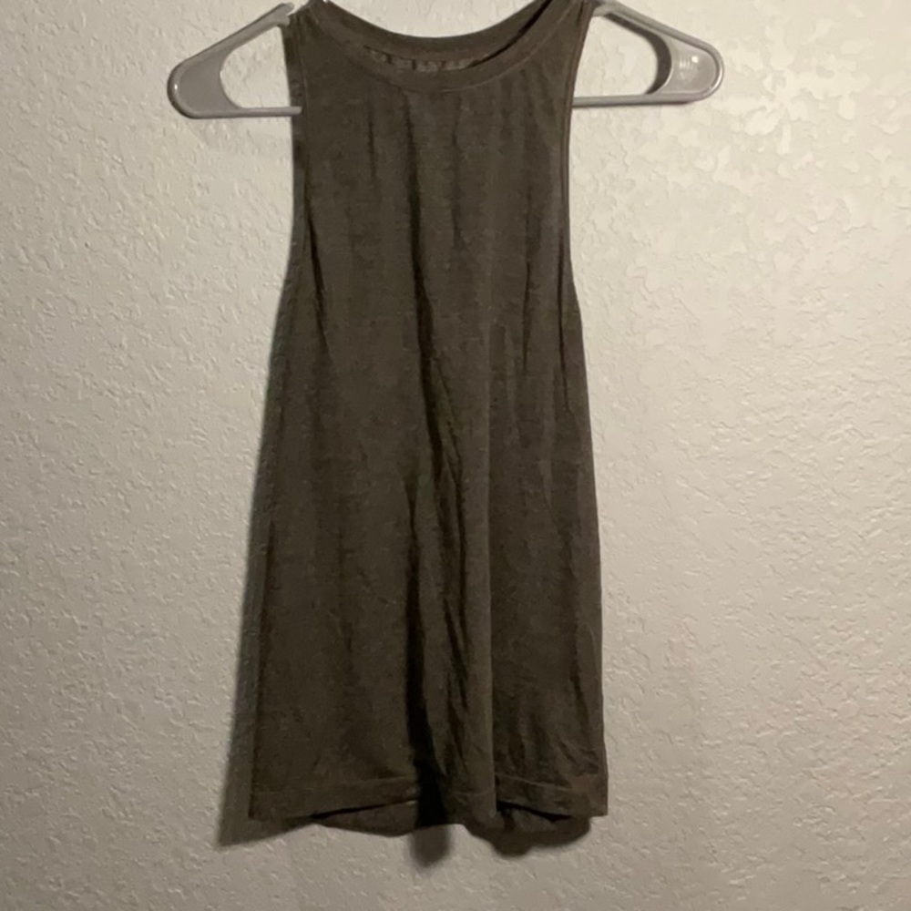Lululemon tank top